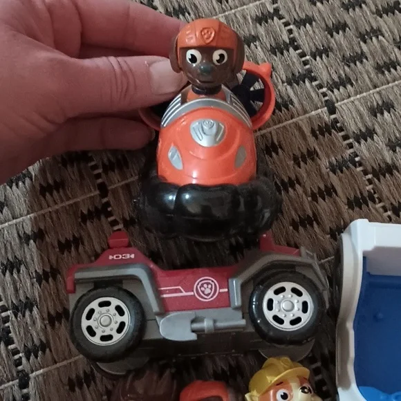 Paw Patrol Toys 27 Piece Set - Picture 12 of 16